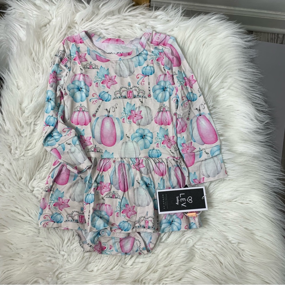 Lev Baby Pumpkins Bamboo Baby Romper Outfit